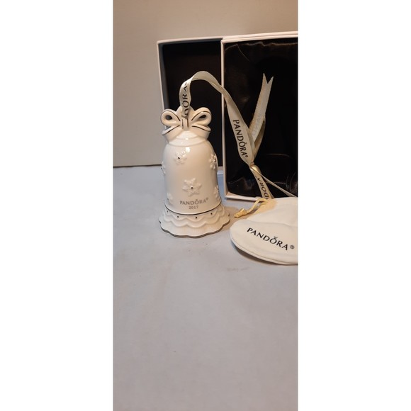 Pandora Bell Limited Edition in the box with bag, No charms - Picture 2 of 5